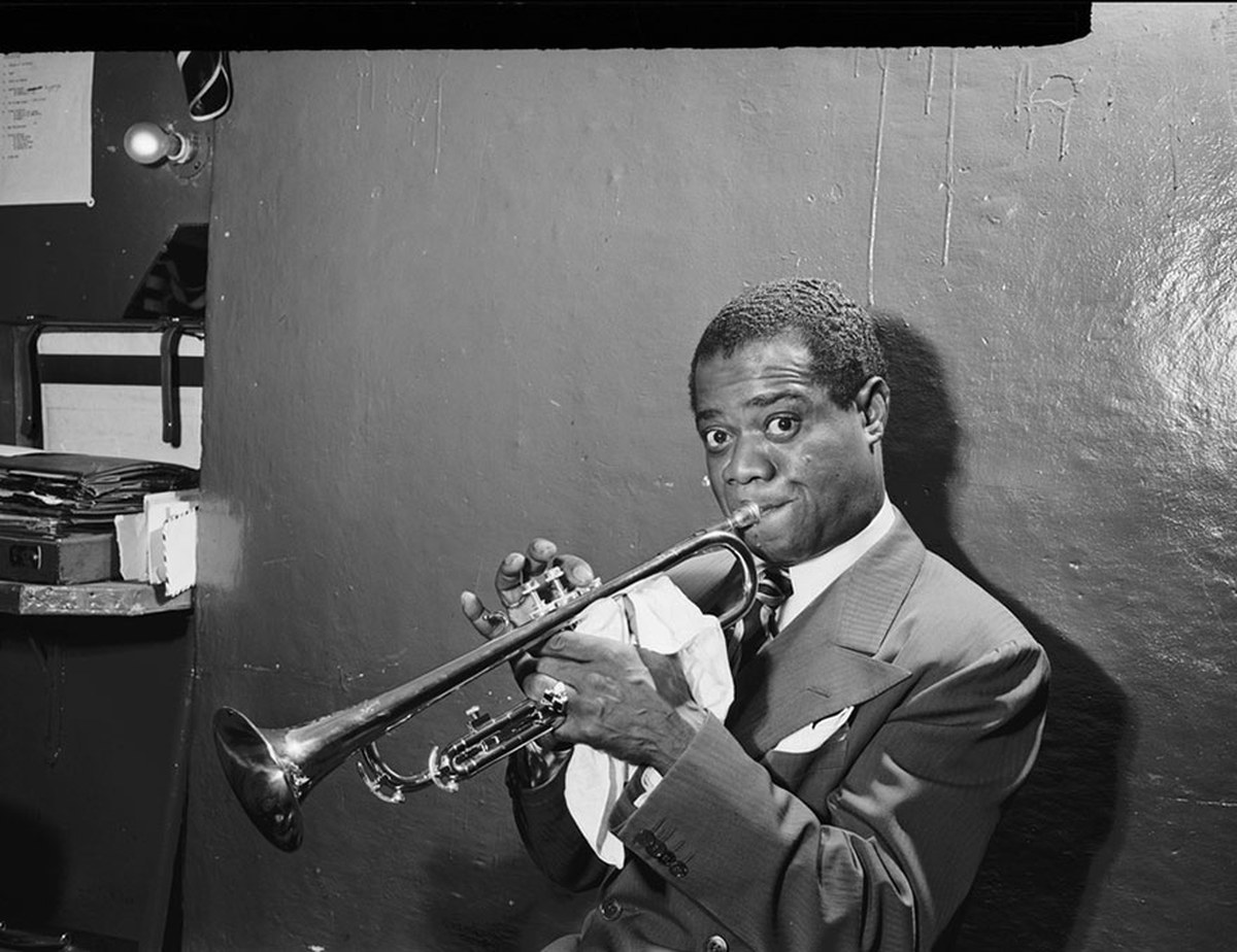 1940s Jazz Legend & Performing Arts Photo Colorization Original Degraded Scan